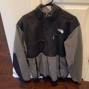 The North Face Men's Black and Gray Performance Jacket VINTAGE